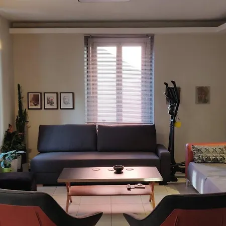 Apartment De Charme 1860-1900 *