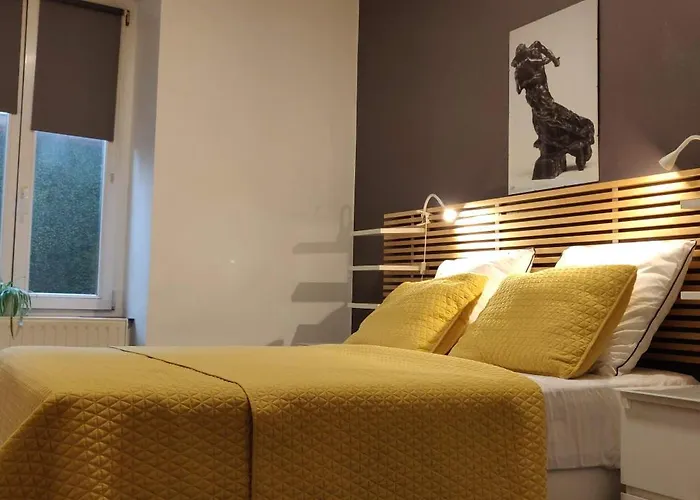 Apartment De Charme 1860-1900